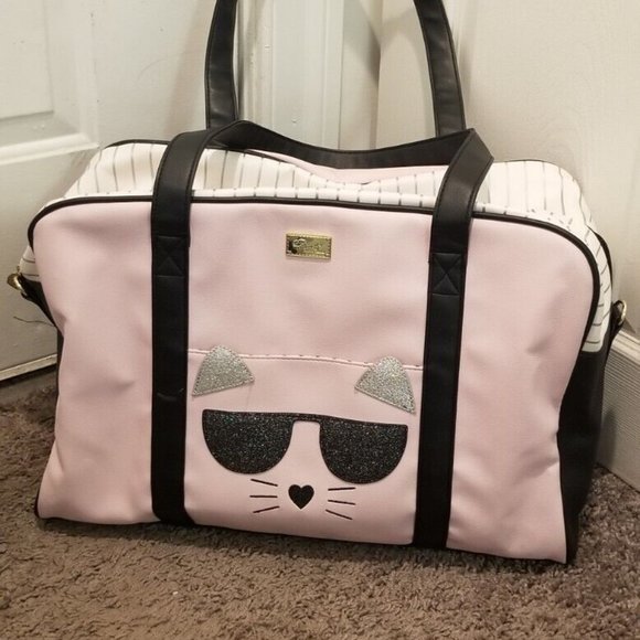 EUC Betsey Johnson Cat Face Travel Bag / Duffle Bag / Weekender Bag - Picture 1 of 8